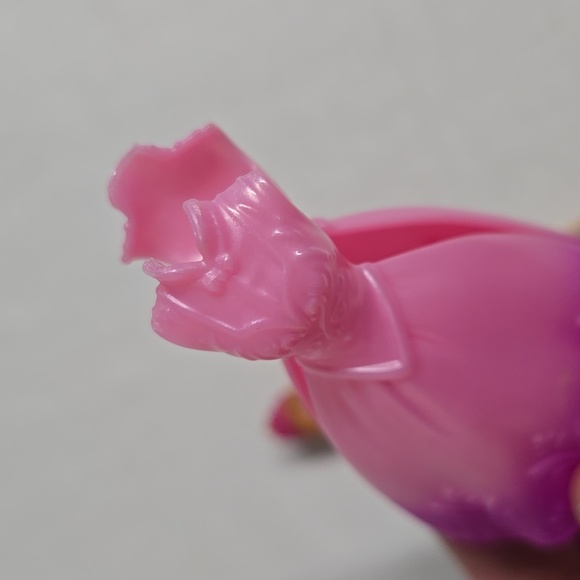 2009 Mattel Polly Pocket Princess MagiClip Magic Clip Doll + 2 Dresses Plastic - Picture 10 of 17